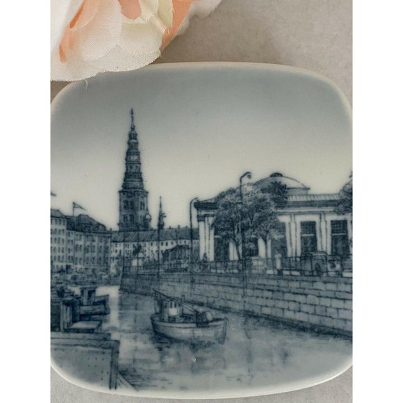 Copenhagen Plate Wall Hanger‎ Thorvaldsens Museum - Picture 4 of 12